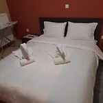 Mitrou Apartment *