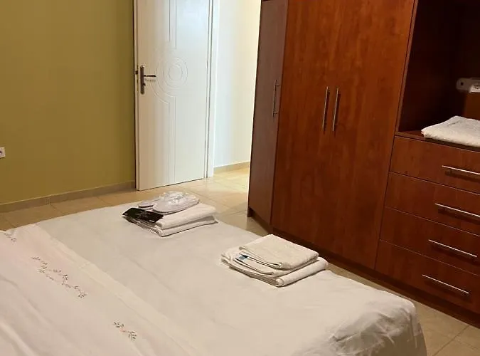 Apartament Mitrou Loutra Oreas Elenis